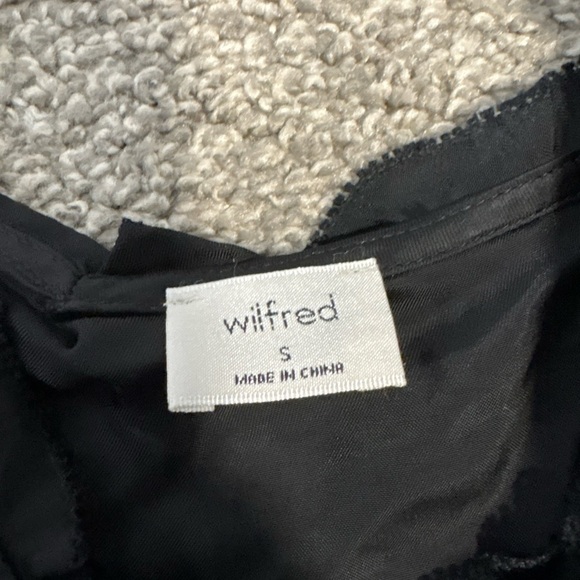 Aritzia Wilfred Ruffle Camisole Satin Tank Top Soft Blush Pink Size Small Medium - Picture 13 of 13